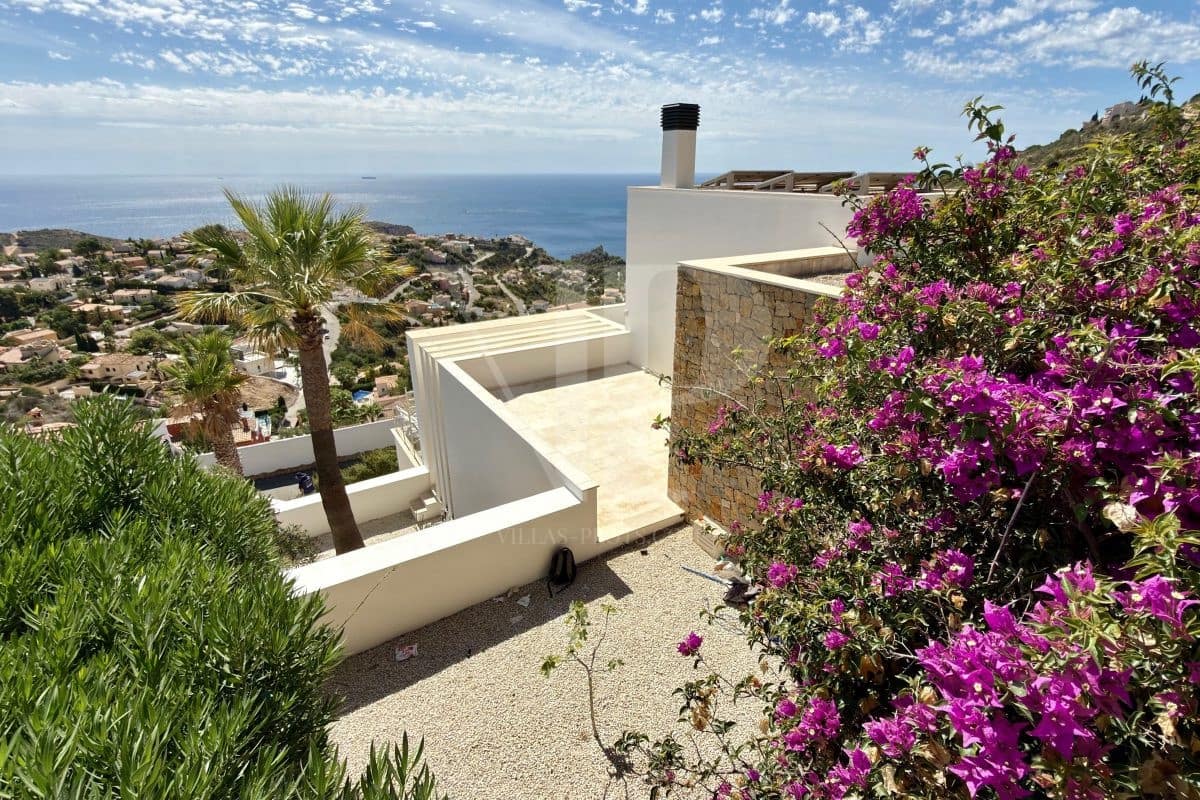 4 bedroom Villa for sale in Benitachell / Benitatxell with pool - € 2,795,000 (Ref: 9289296)