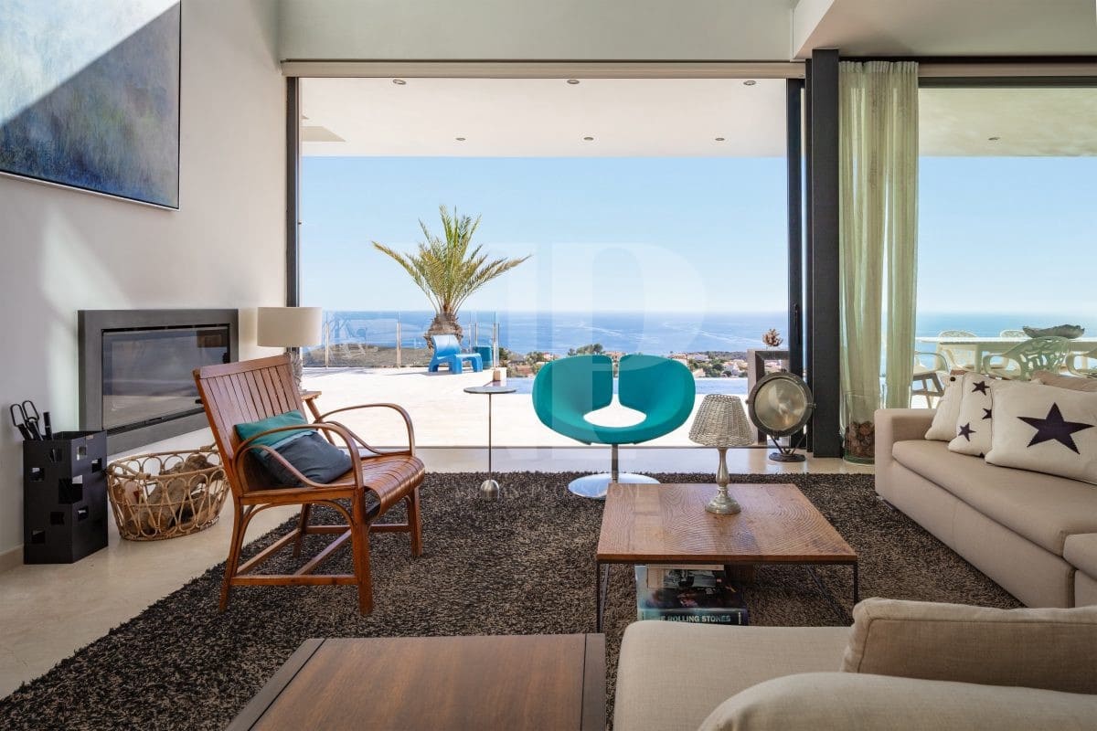 4 bedroom Villa for sale in Benitachell / Benitatxell with pool - € 2,795,000 (Ref: 9289296)