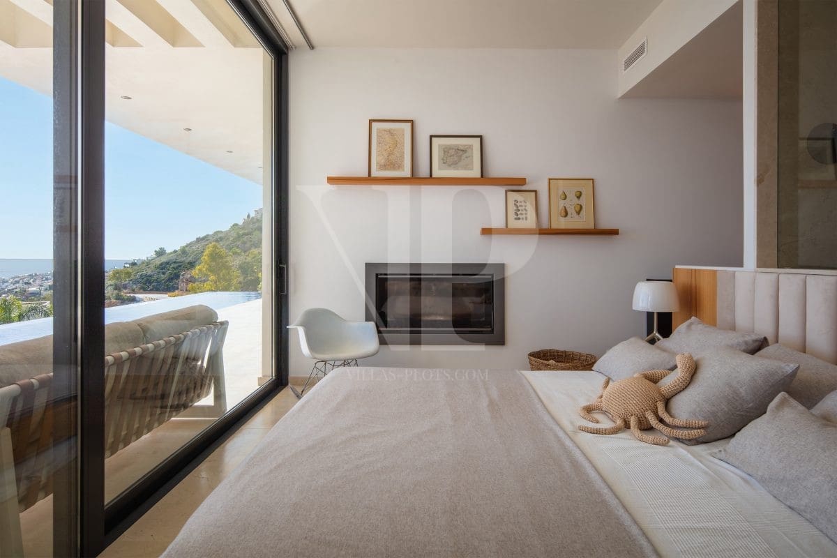 4 bedroom Villa for sale in Benitachell / Benitatxell with pool - € 2,795,000 (Ref: 9289296)