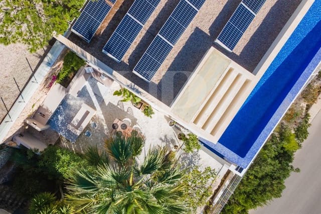 4 Zimmer Villa zu verkaufen in Cumbre del Sol, Benitachell / Benitatxell mit Pool - 2.795.000 € (Ref: 9289296)