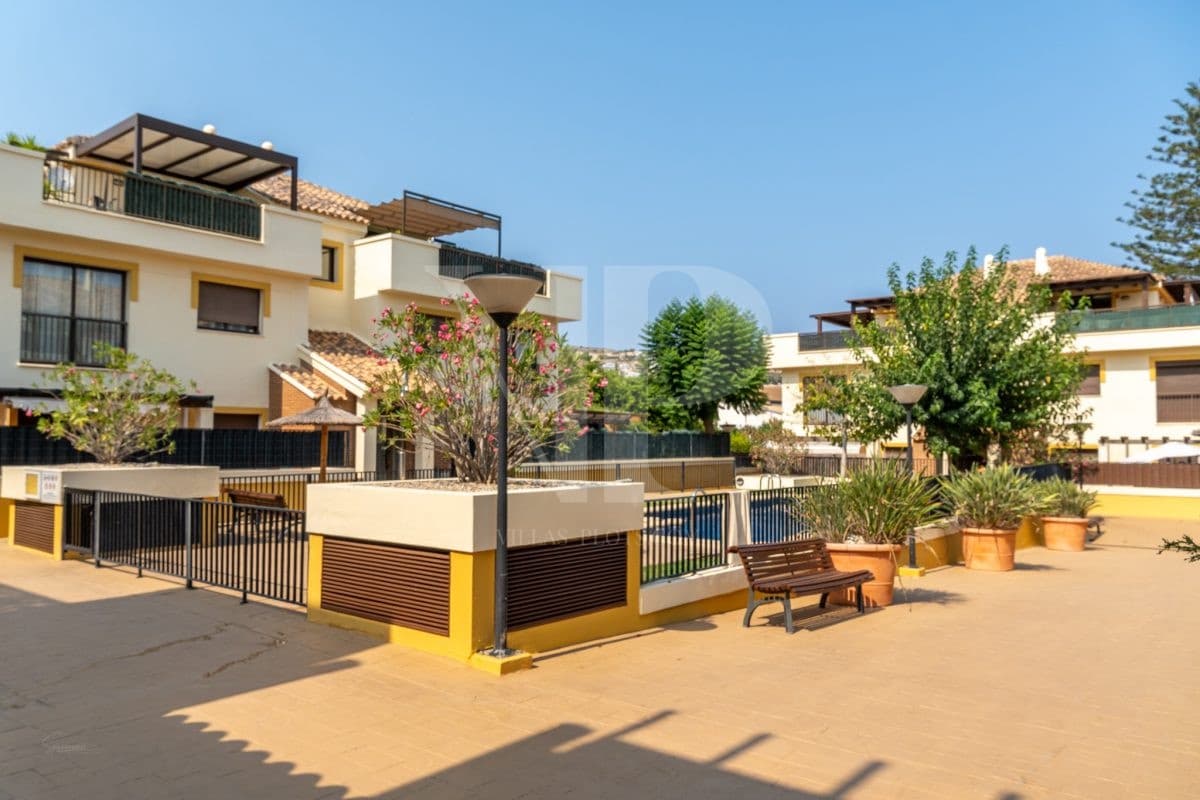4 bedroom Townhouse for sale in Javea / Xabia with pool - € 575,000 (Ref: 9378000)