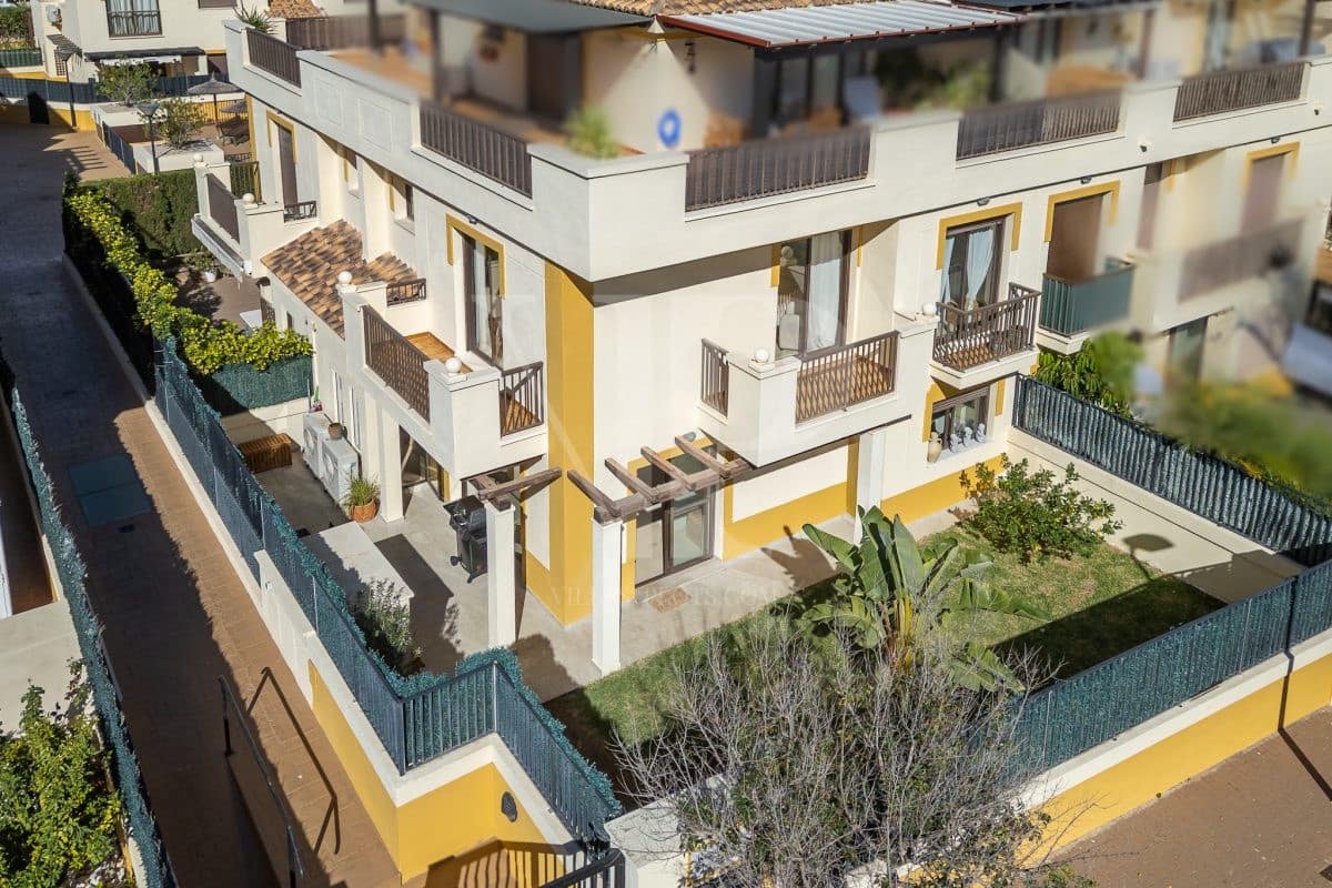 4 bedroom Townhouse for sale in Javea / Xabia with pool - € 575,000 (Ref: 9378000)
