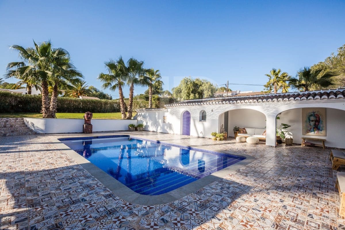 4 sypialnia Willa na sprzedaż w Javea / Xabia z basenem - 1 250 000 € (Ref: 9426312)