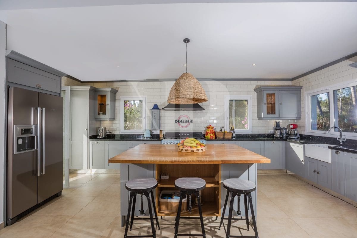 4 sypialnia Willa na sprzedaż w Javea / Xabia z basenem - 1 250 000 € (Ref: 9426312)