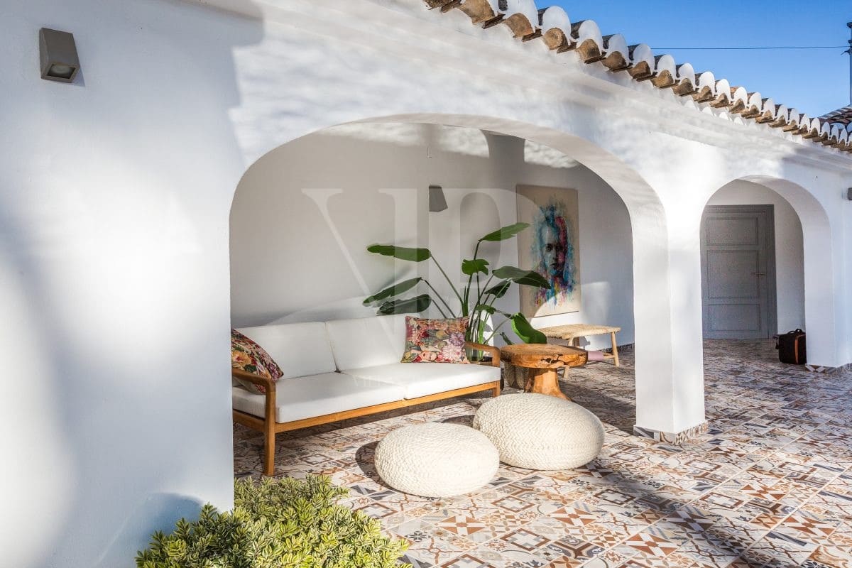 4 sypialnia Willa na sprzedaż w Javea / Xabia z basenem - 1 250 000 € (Ref: 9426312)