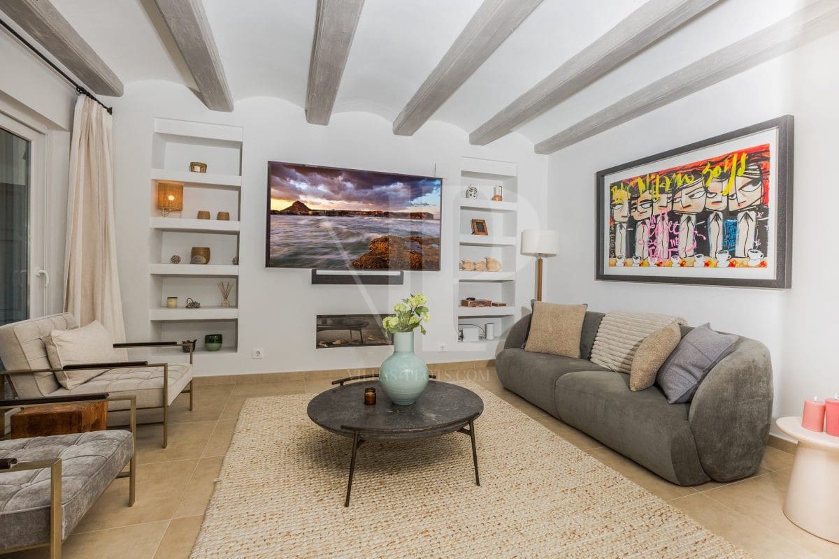 4 sypialnia Willa na sprzedaż w Javea / Xabia z basenem - 1 250 000 € (Ref: 9426312)