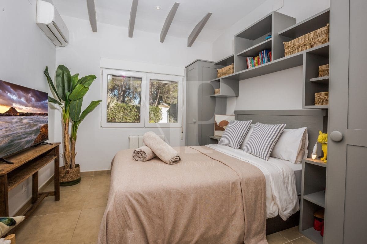 4 sypialnia Willa na sprzedaż w Javea / Xabia z basenem - 1 250 000 € (Ref: 9426312)