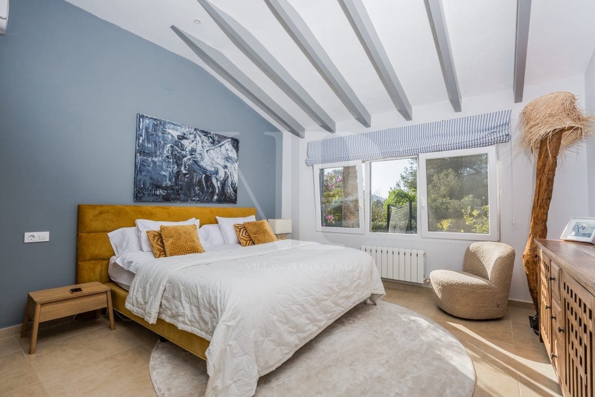 4 sypialnia Willa na sprzedaż w Javea / Xabia z basenem - 1 250 000 € (Ref: 9426312)