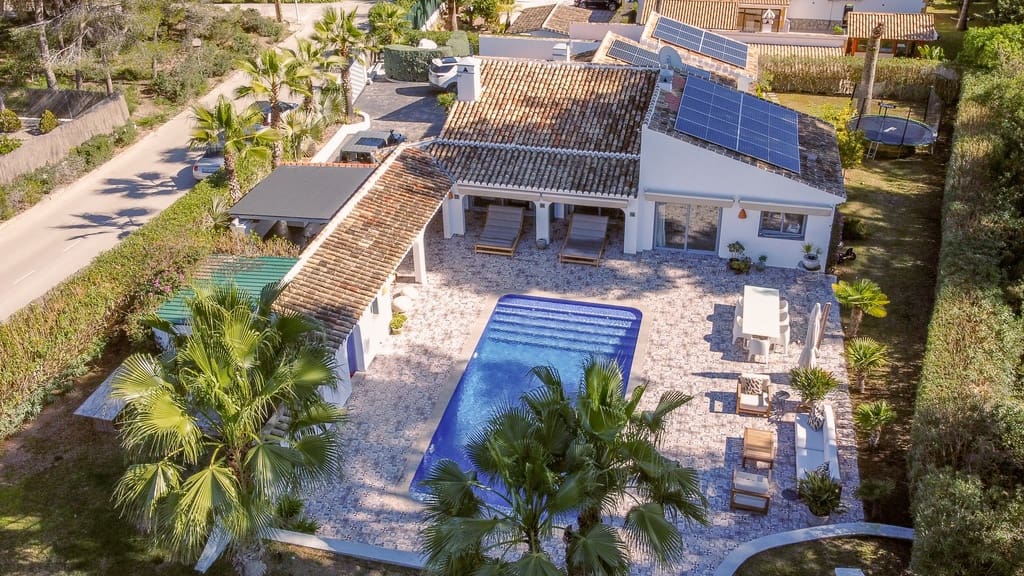 4 sypialnia Willa na sprzedaż w Javea / Xabia z basenem - 1 250 000 € (Ref: 9426312)