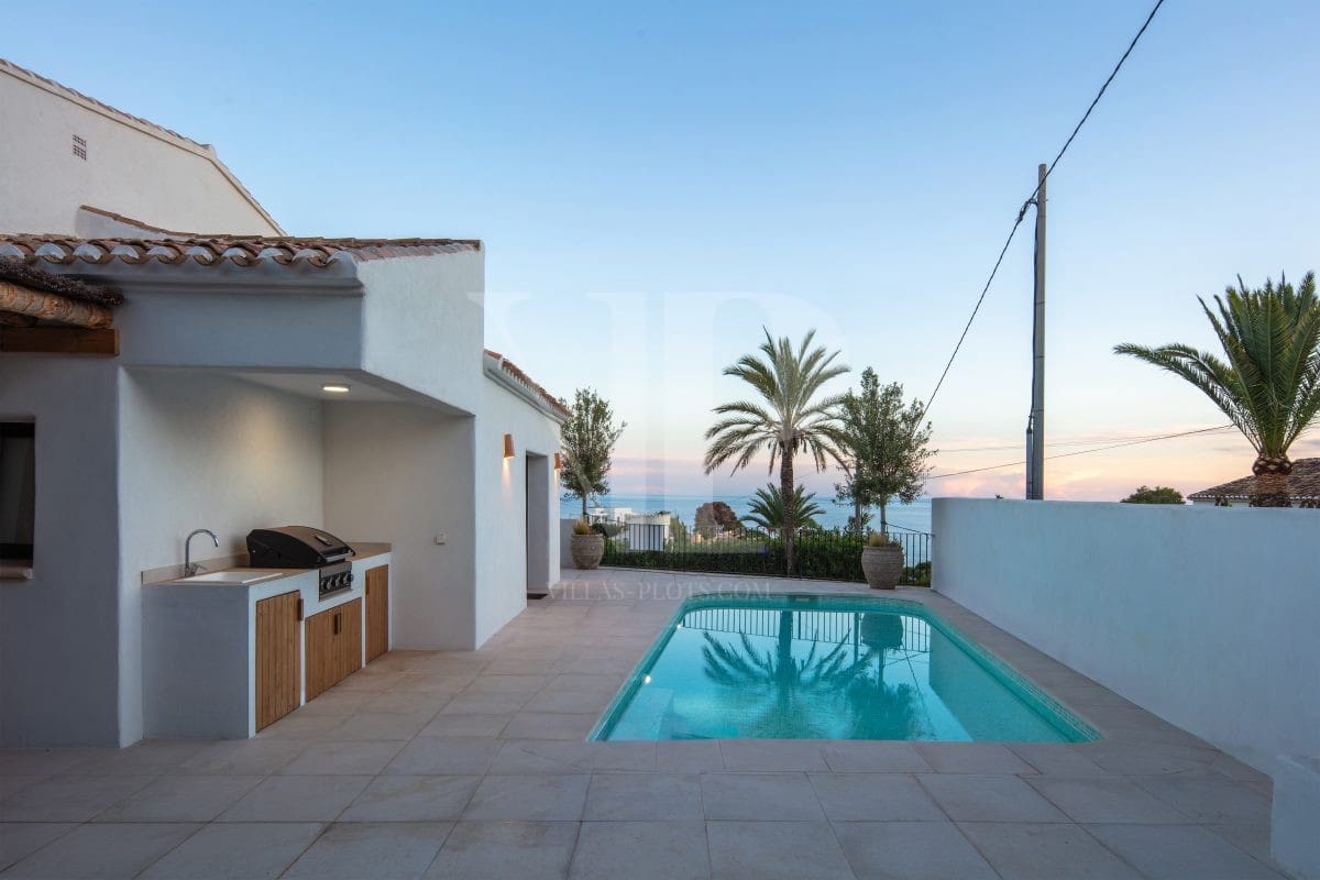 5 bedroom Villa for sale in Javea / Xabia with pool - € 1,999,950 (Ref: 9444953)