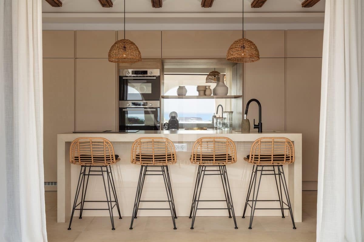 5 bedroom Villa for sale in Javea / Xabia with pool - € 1,999,950 (Ref: 9444953)