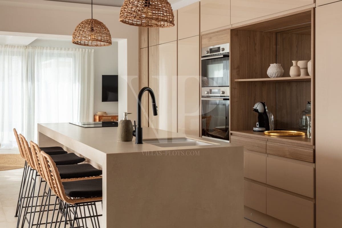 5 bedroom Villa for sale in Javea / Xabia with pool - € 1,999,950 (Ref: 9444953)