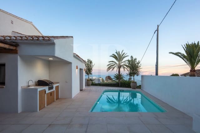 5 bedroom Villa for sale in Javea / Xàbia with pool - € 1,999,950 (Ref: 9444953)