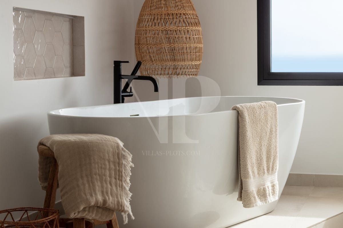 5 bedroom Villa for sale in Javea / Xabia with pool - € 1,999,950 (Ref: 9444953)