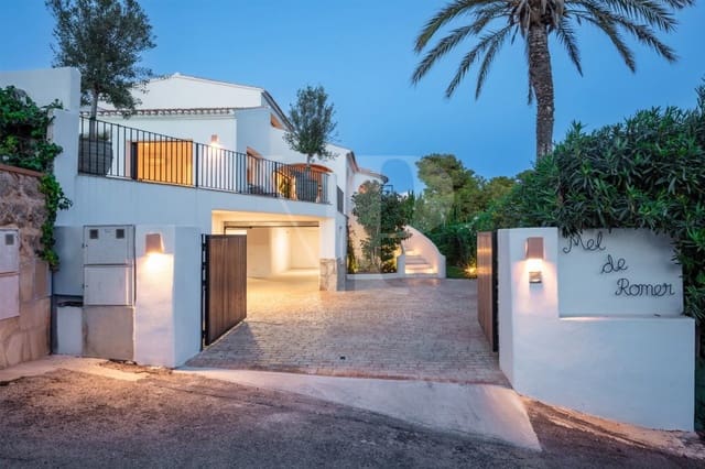5 bedroom Villa for sale in Javea / Xàbia with pool - € 1,999,950 (Ref: 9444953)