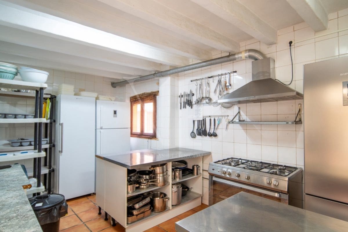 7 makuuhuone Omakotitalo myytävänä paikassa Parcent - 399 000 € (Ref: 9523530)