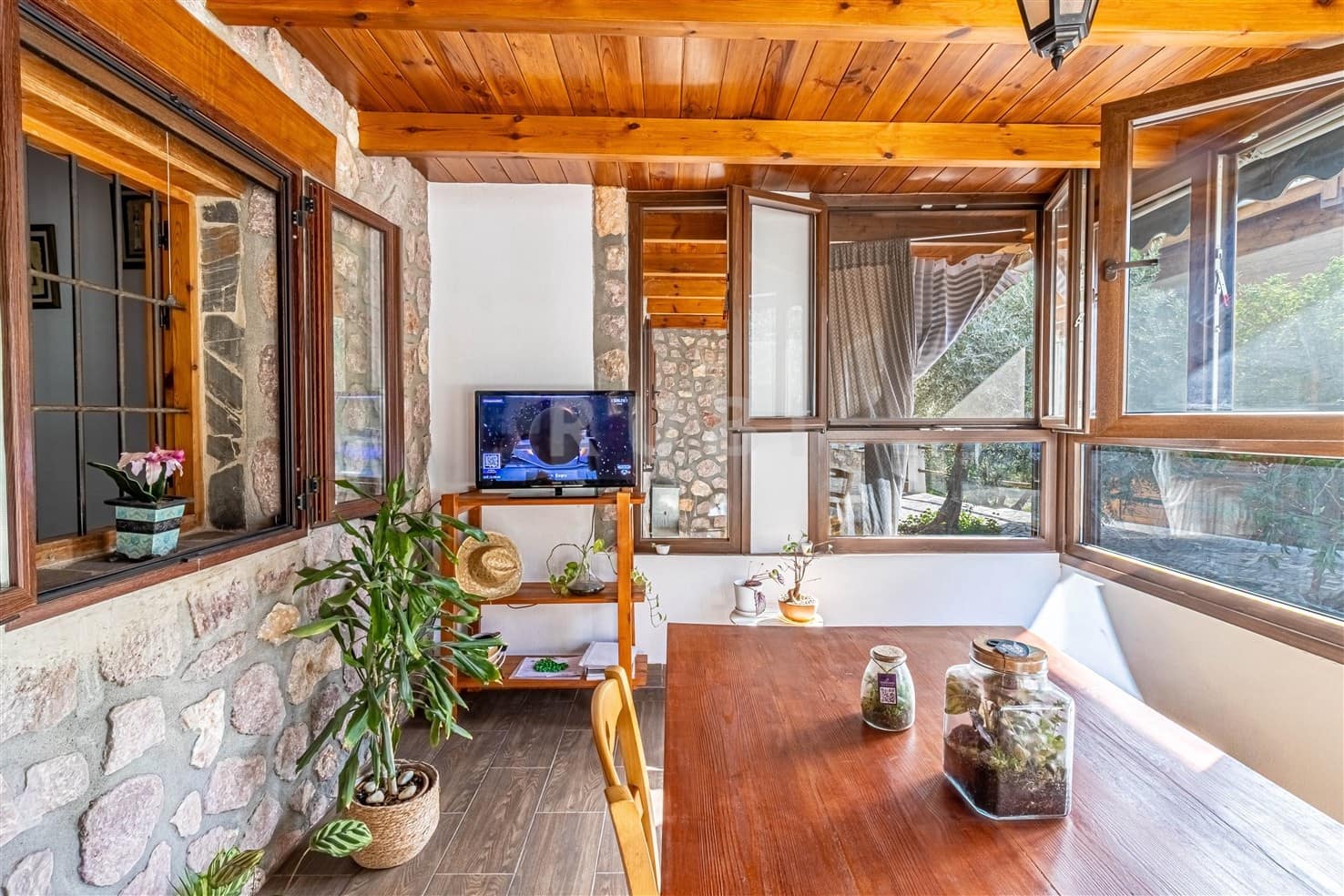 3 soverom Finca/Herregård til salgs i Orgiva med svømmebasseng garasje - € 480 000 (Ref: 10077269)