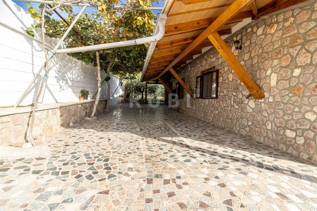 3 soverom Finca/Herregård til salgs i Orgiva med svømmebasseng garasje - € 480 000 (Ref: 10077269)