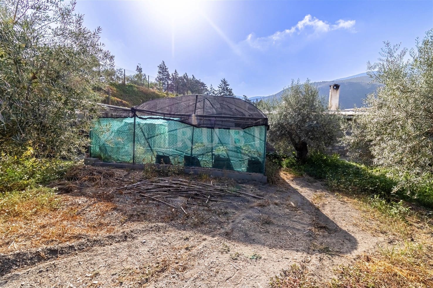 3 soverom Finca/Herregård til salgs i Orgiva med svømmebasseng garasje - € 480 000 (Ref: 10077269)