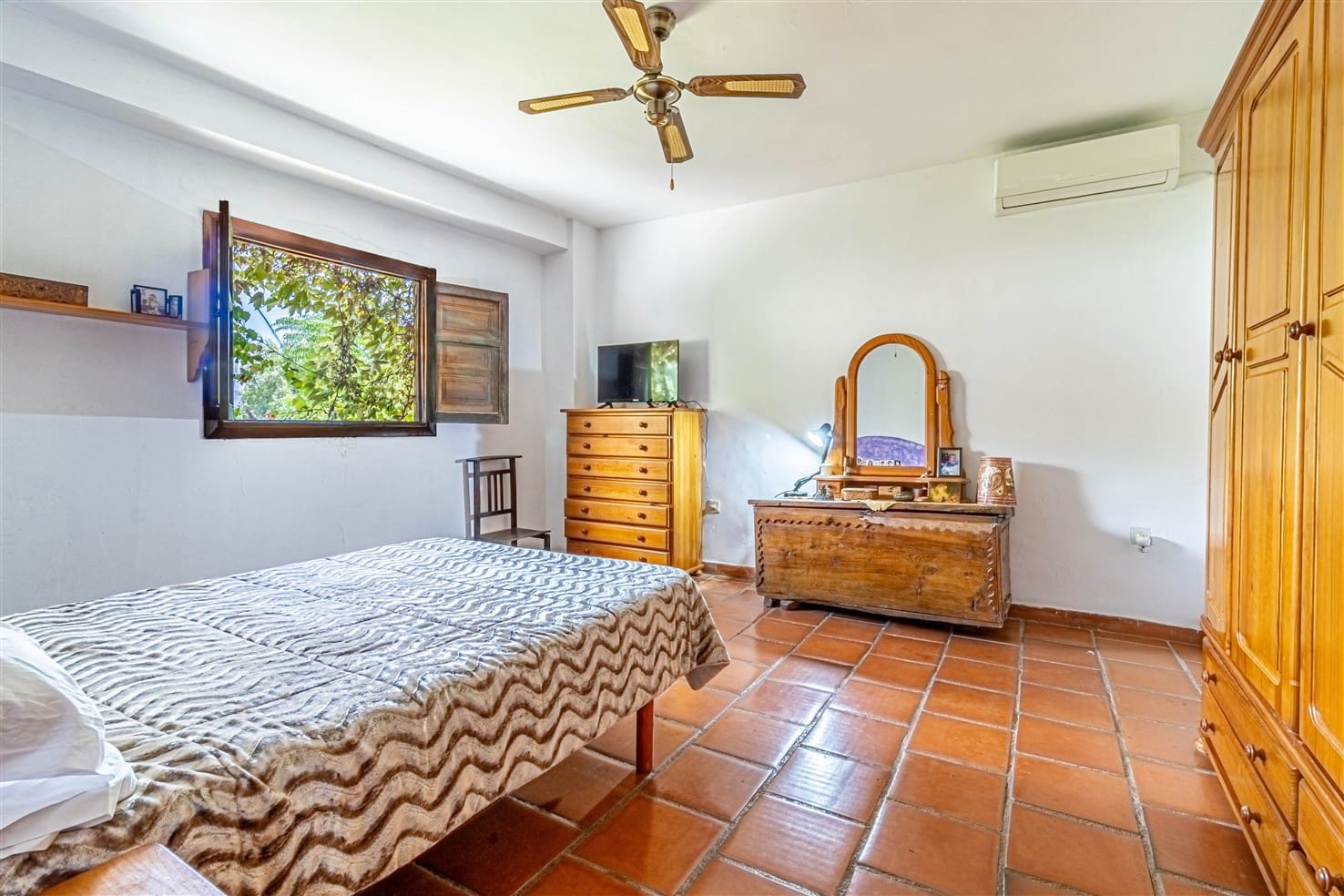 7 chambre Finca/Maison de Campagne à vendre à Orgiva avec piscine garage - 550 000 € (Ref: 10093813)