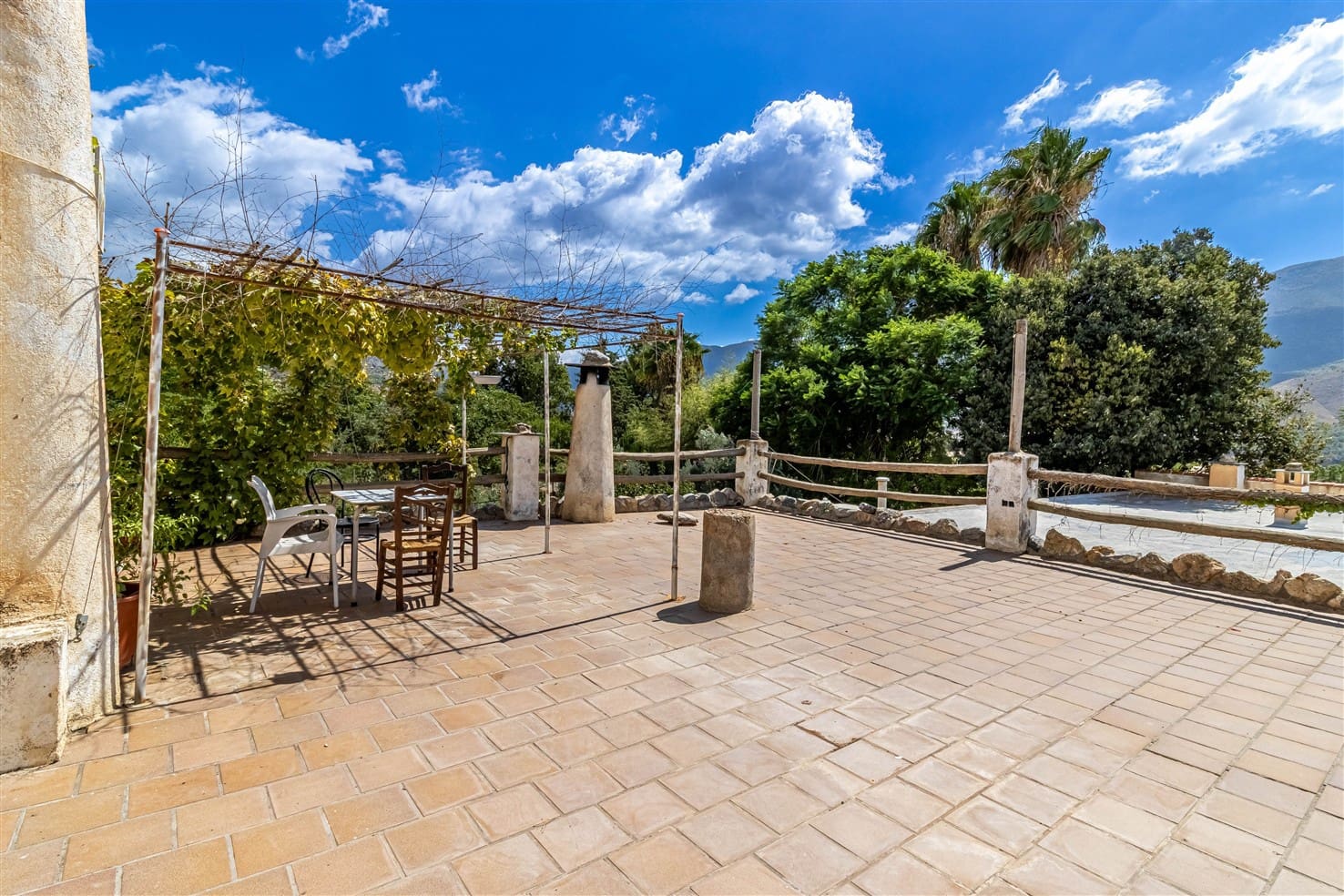 7 chambre Finca/Maison de Campagne à vendre à Orgiva avec piscine garage - 550 000 € (Ref: 10093813)