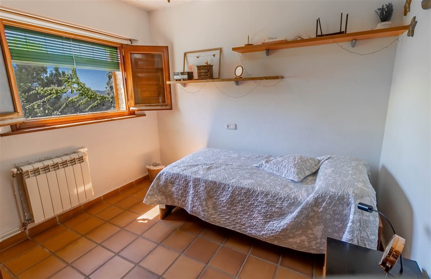 Finca/Casa Rural de 3 habitaciones en Lanjarón en venta con piscina garaje - 350.000 € (Ref: 10100855)
