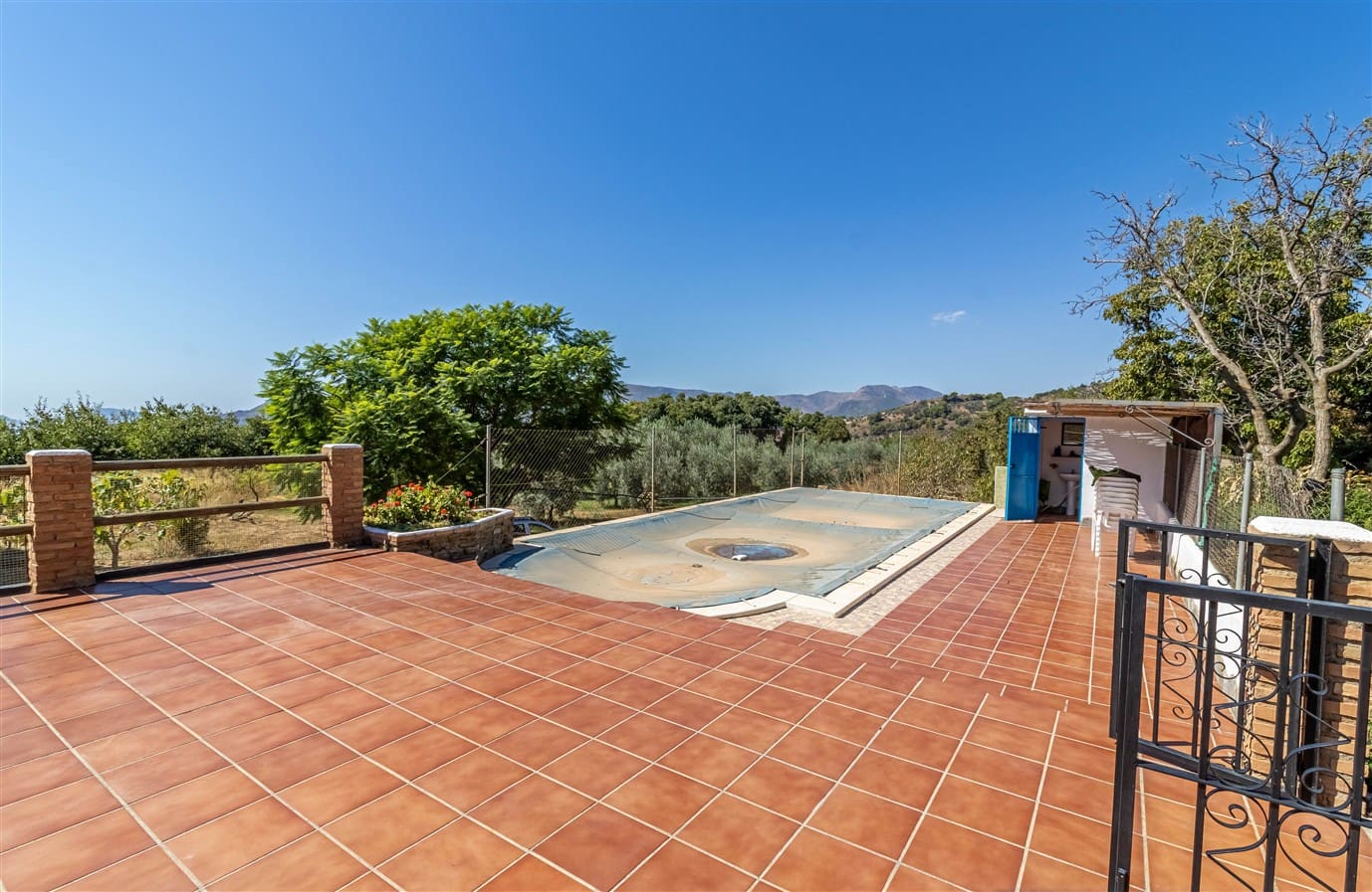 Finca/Casa Rural de 3 habitaciones en Lanjarón en venta con piscina garaje - 350.000 € (Ref: 10100855)
