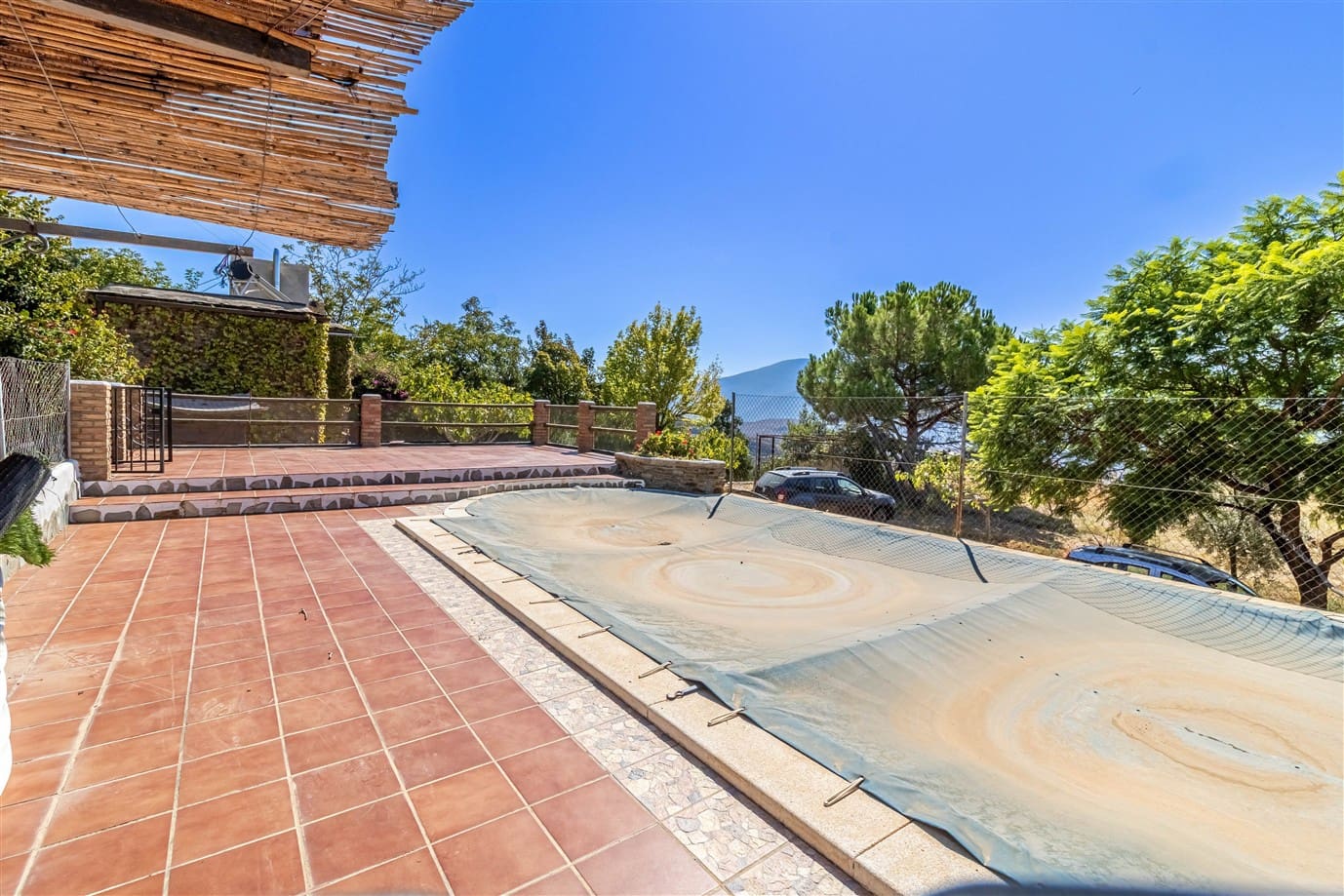 Finca/Casa Rural de 3 habitaciones en Lanjarón en venta con piscina garaje - 350.000 € (Ref: 10100855)