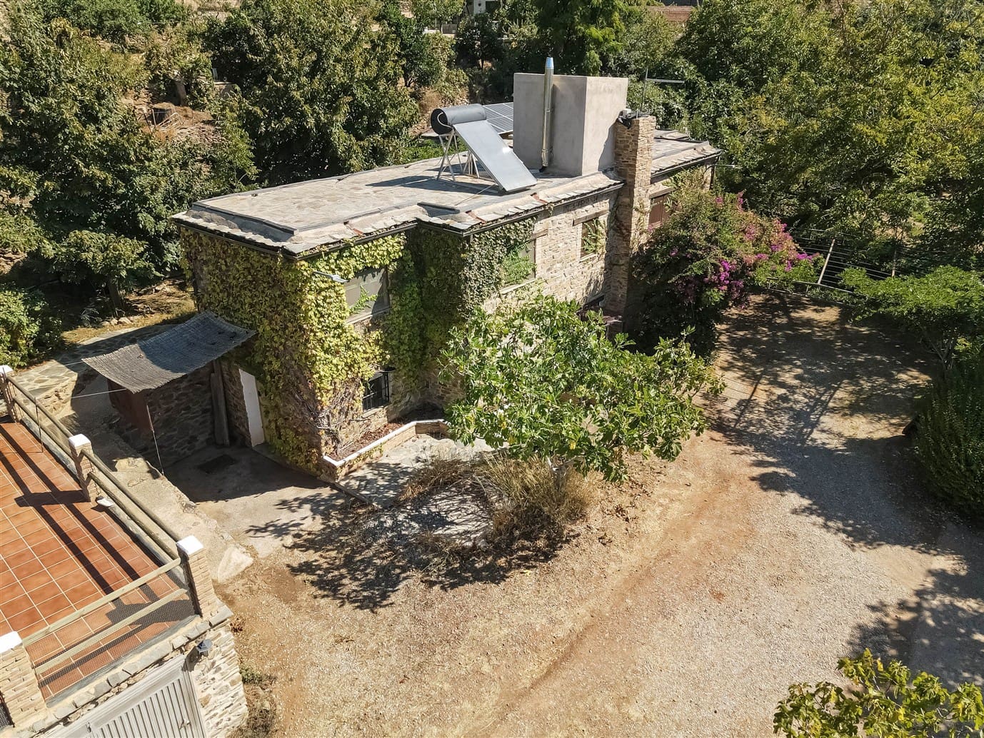 Finca/Casa Rural de 3 habitaciones en Lanjarón en venta con piscina garaje - 350.000 € (Ref: 10100855)