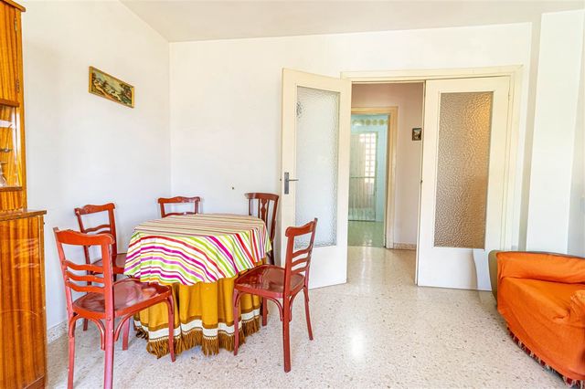 3 chambre Appartement à vendre à Orgiva - 68 000 € (Ref: 10127287)