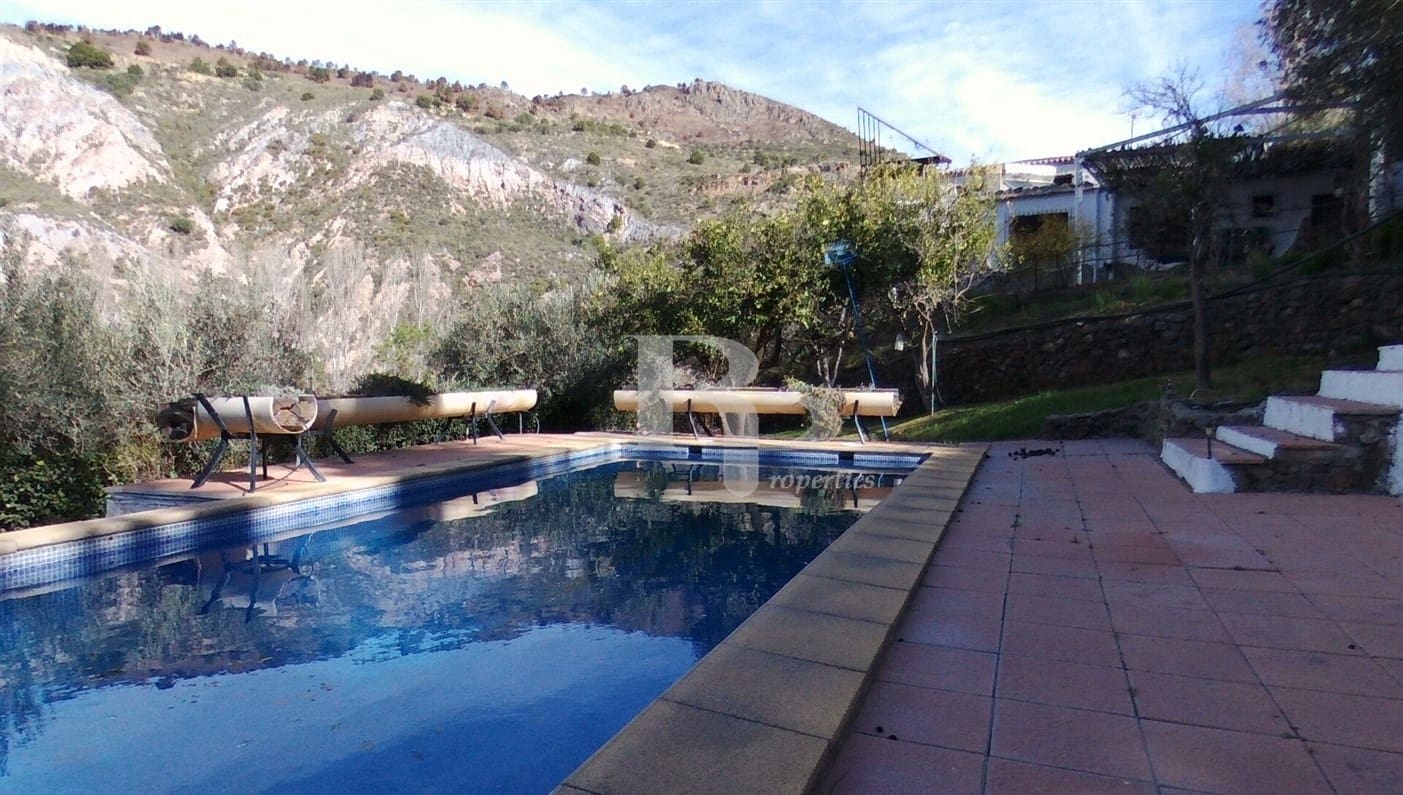 4 quarto Quinta/Casa Rural para venda em Orgiva com piscina garagem - 400 000 € (Ref: 5919742)