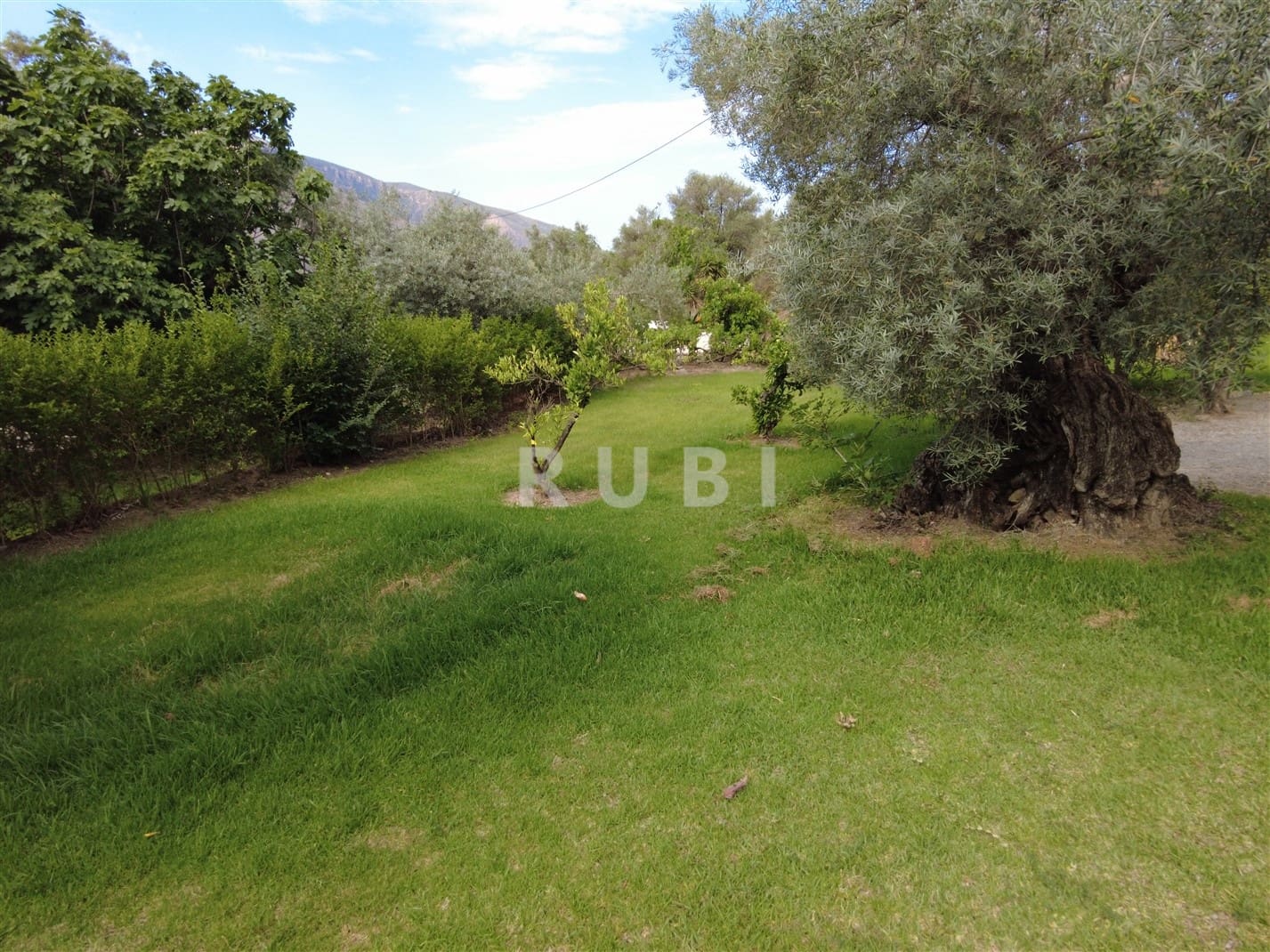 5 bedroom Finca/Country House for sale in Orgiva with pool garage - € 450,000 (Ref: 7660014)