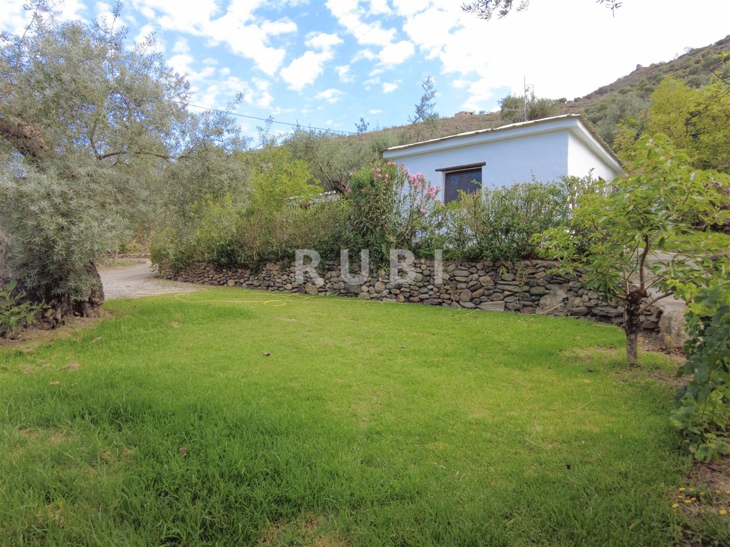 5 bedroom Finca/Country House for sale in Orgiva with pool garage - € 450,000 (Ref: 7660014)