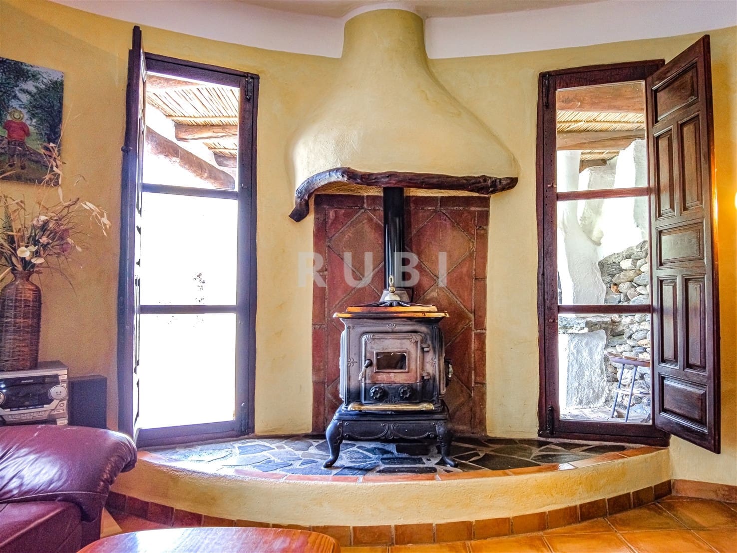 5 bedroom Finca/Country House for sale in Orgiva with pool garage - € 450,000 (Ref: 7660014)