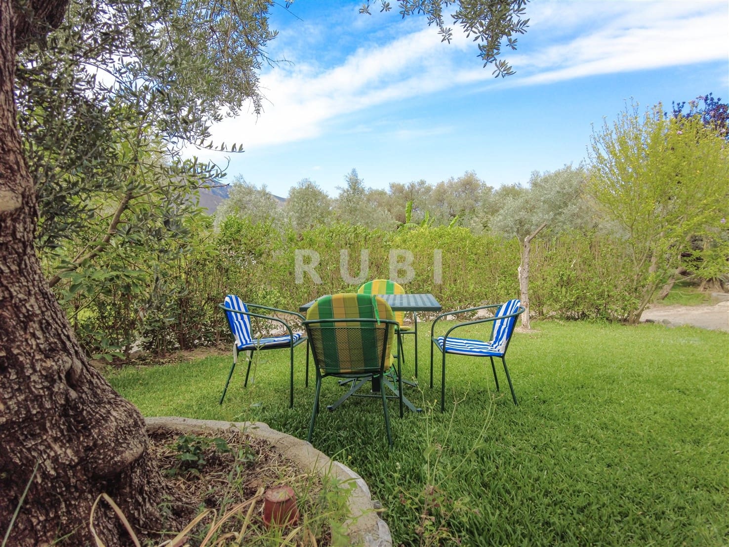 5 bedroom Finca/Country House for sale in Orgiva with pool garage - € 450,000 (Ref: 7660014)