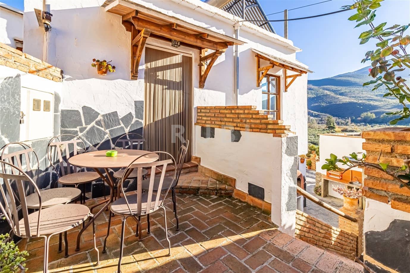 7 soverom Finca/Herregård til salgs i Orgiva med svømmebasseng - € 290 000 (Ref: 7991393)