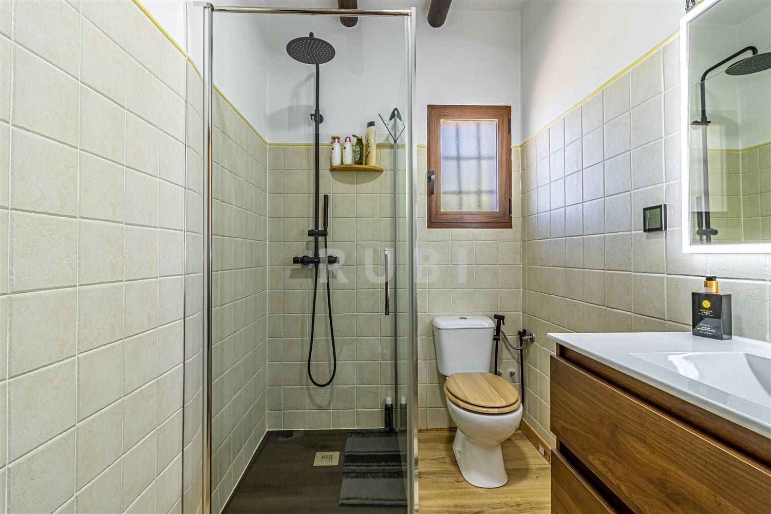 3 soverom Finca/Herregård til salgs i Canar med garasje - € 385 000 (Ref: 8361913)