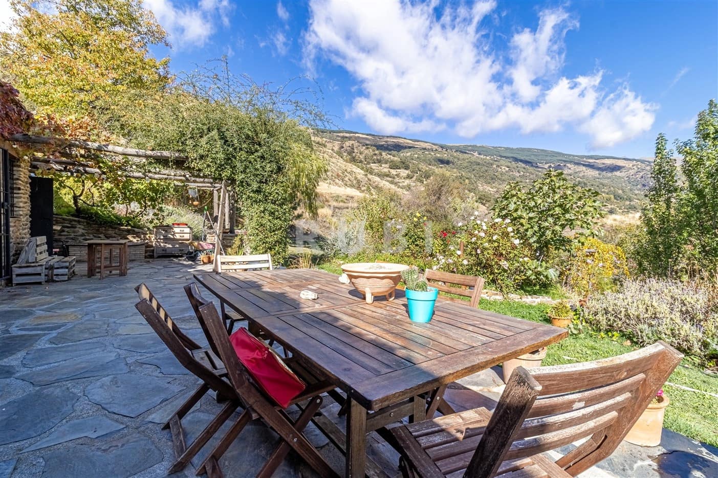 4 soveværelse Finca/Landehus til salg i Pampaneira med garage - € 250.000 (Ref: 8596814)