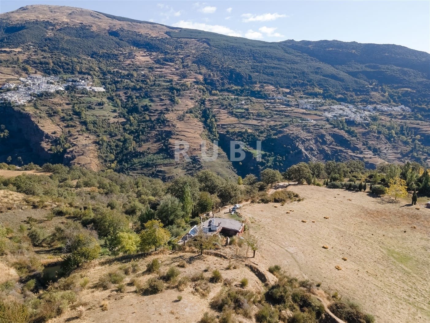 4 soveværelse Finca/Landehus til salg i Pampaneira med garage - € 250.000 (Ref: 8596814)