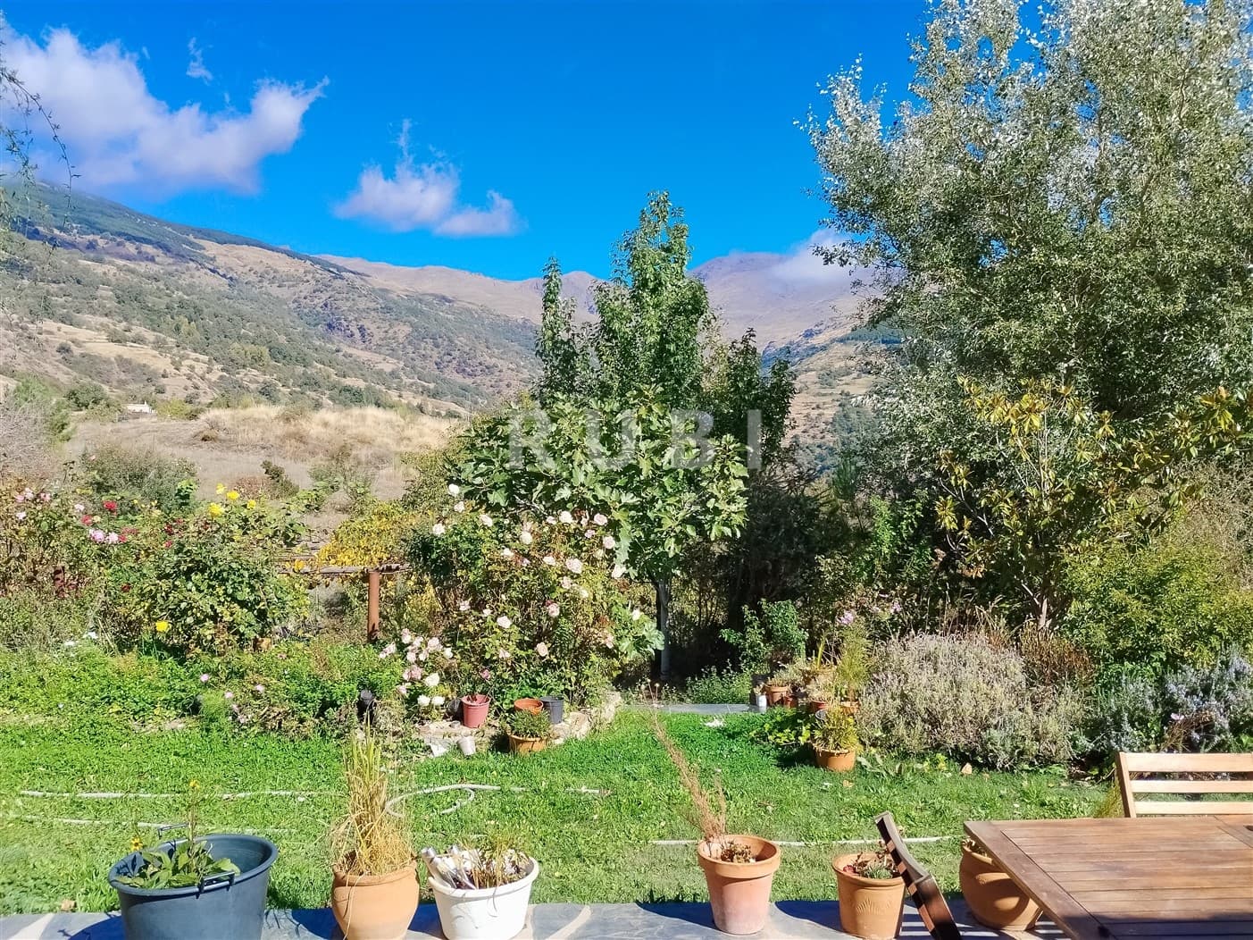 4 soveværelse Finca/Landehus til salg i Pampaneira med garage - € 250.000 (Ref: 8596814)