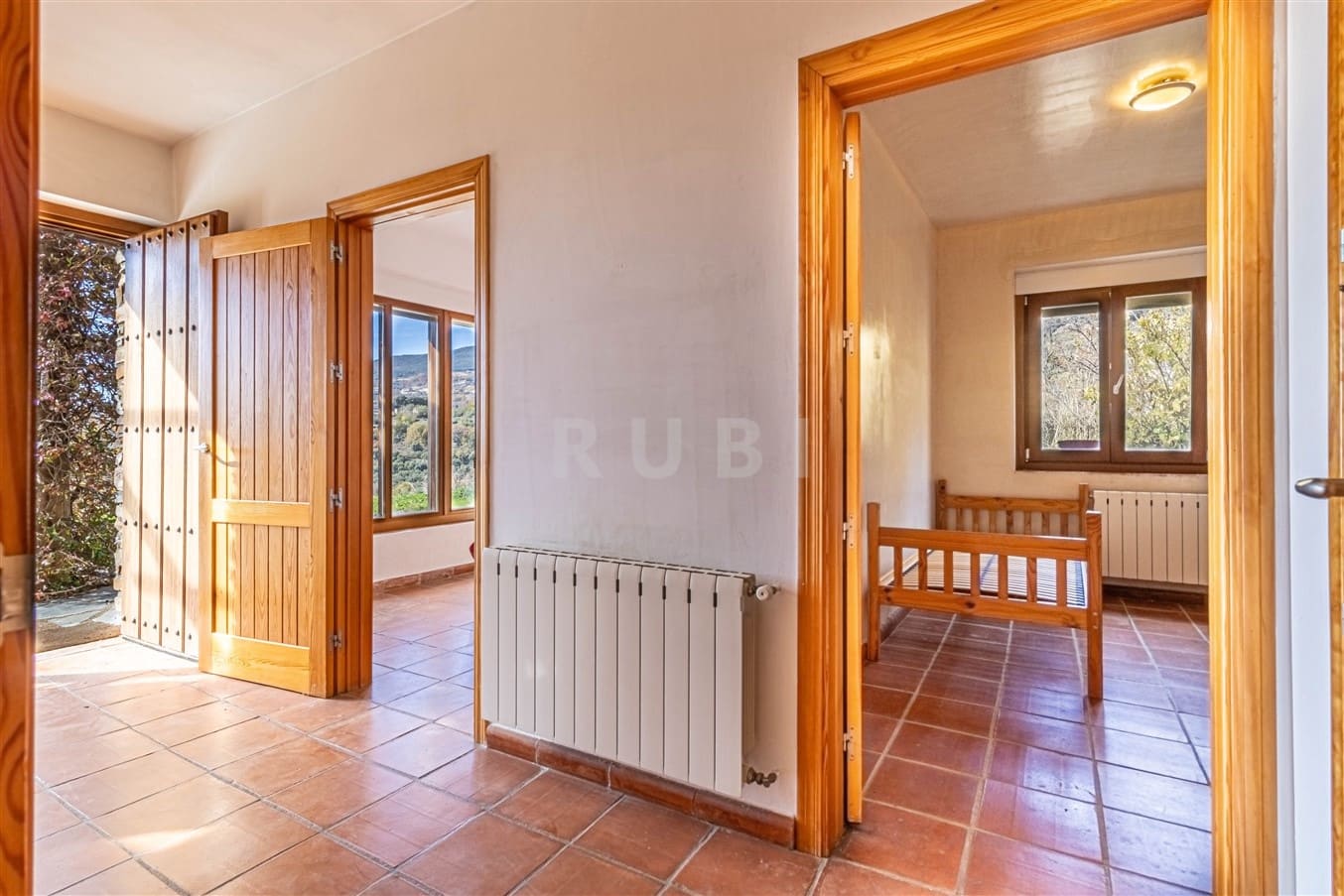 2 soveværelse Finca/Landehus til salg i La Taha med garage - € 279.000 (Ref: 8661360)