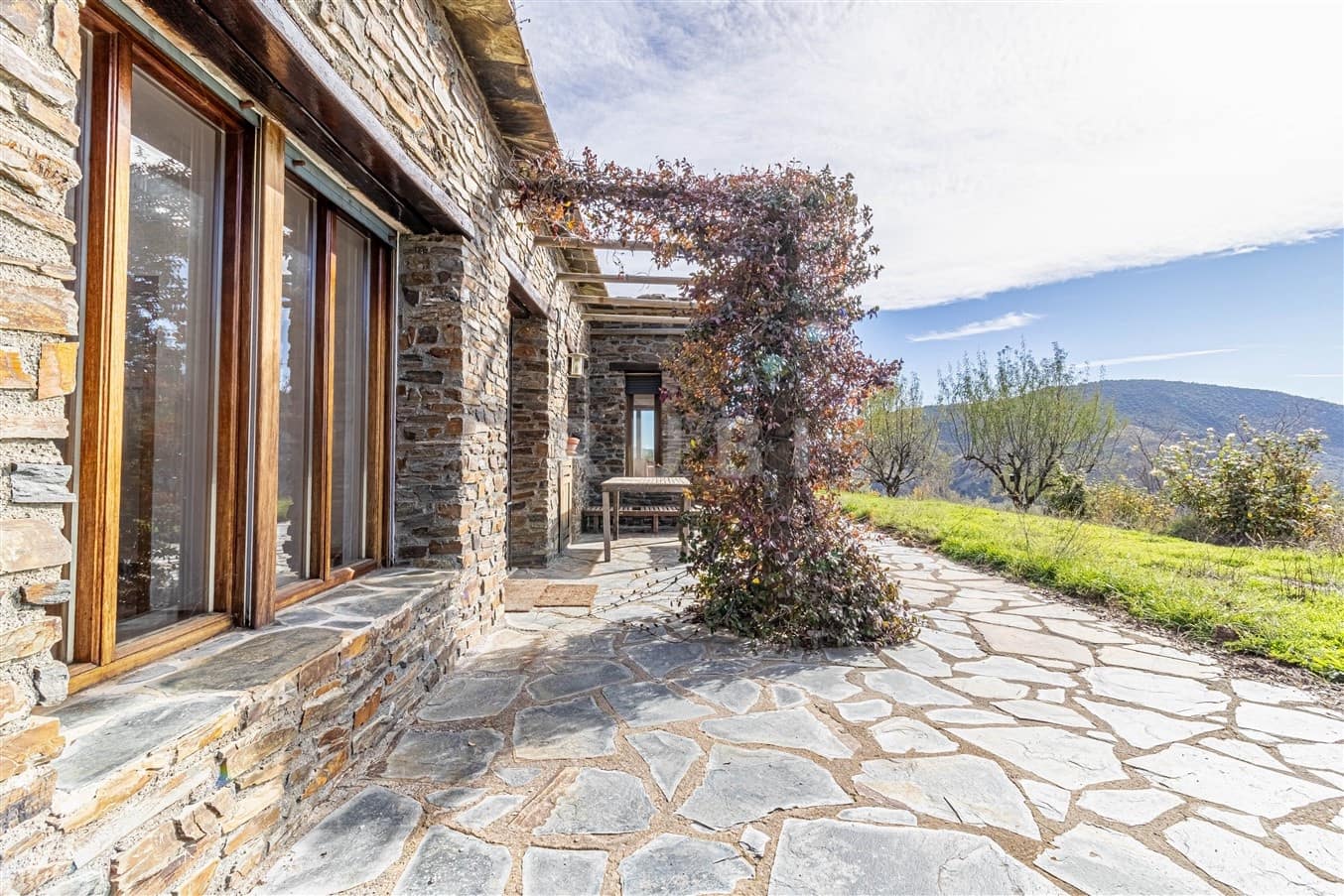 2 soveværelse Finca/Landehus til salg i La Taha med garage - € 279.000 (Ref: 8661360)