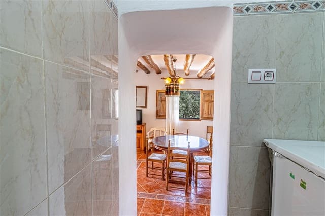 3 soveværelse Finca/Landehus til salg i Orgiva med garage - € 150.000 (Ref: 9111410)