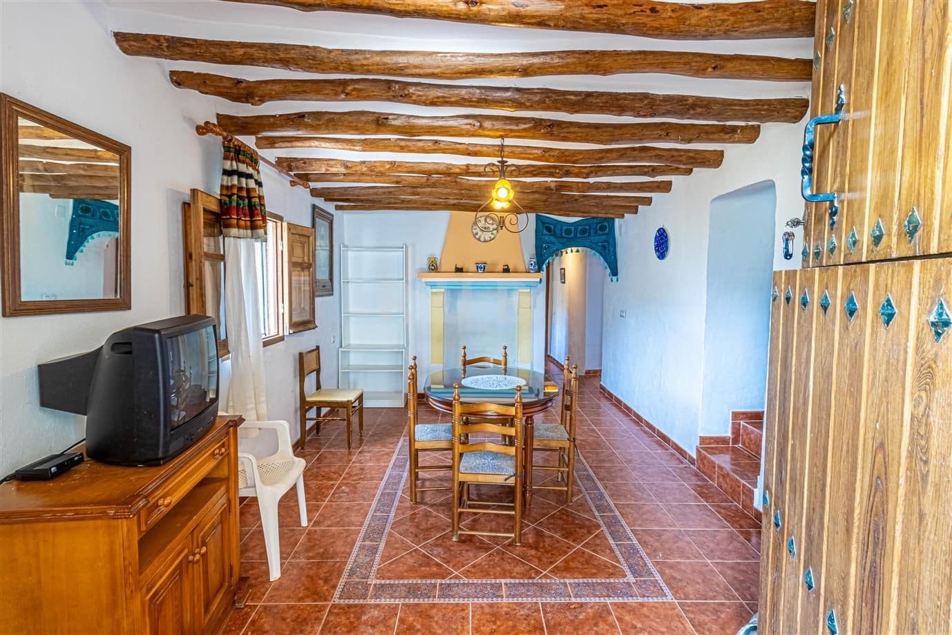 3 soveværelse Finca/Landehus til salg i Orgiva med garage - € 150.000 (Ref: 9111410)