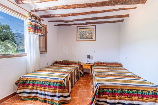 3 soveværelse Finca/Landehus til salg i Orgiva med garage - € 150.000 (Ref: 9111410)