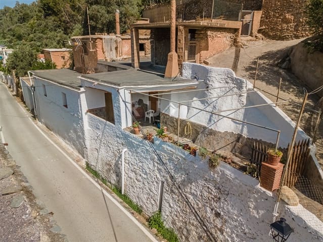 3 soveværelse Finca/Landehus til salg i Orgiva med garage - € 150.000 (Ref: 9111410)