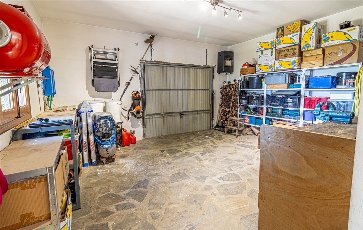 3 soveværelse Finca/Landehus til salg i Yegen med garage - € 210.000 (Ref: 9231779)