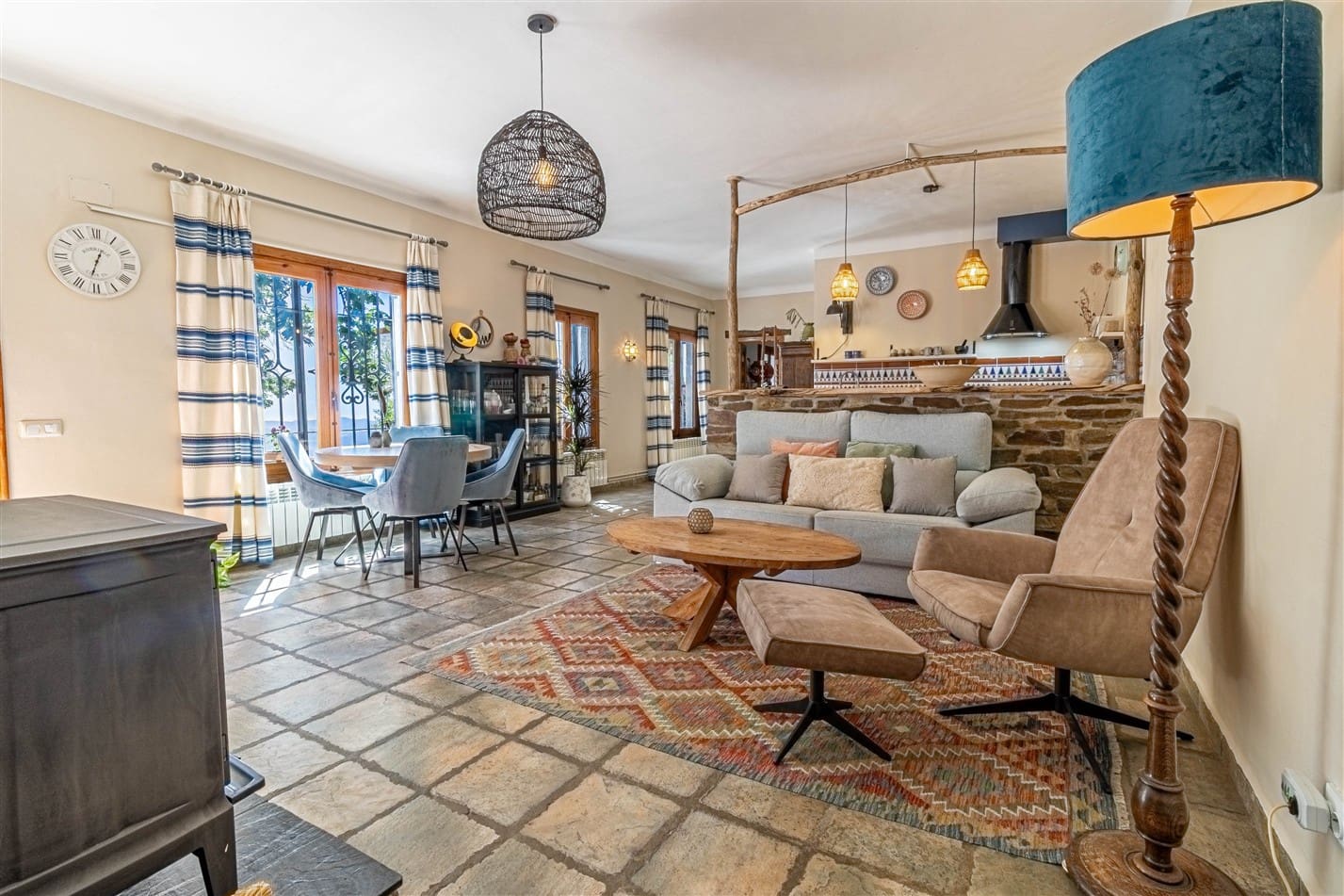 3 soveværelse Finca/Landehus til salg i Yegen med garage - € 210.000 (Ref: 9231779)