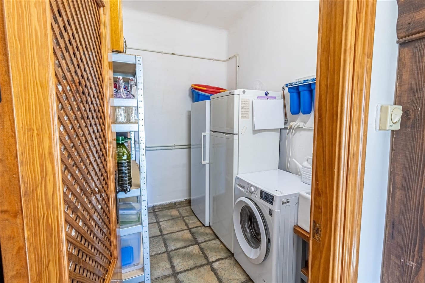 3 soveværelse Finca/Landehus til salg i Yegen med garage - € 210.000 (Ref: 9231779)