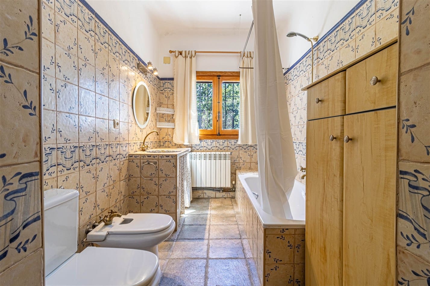 3 soveværelse Finca/Landehus til salg i Yegen med garage - € 210.000 (Ref: 9231779)